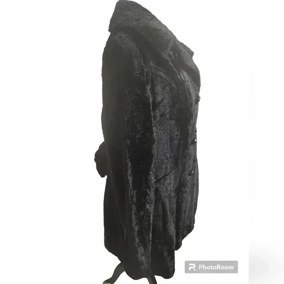 Vintage Davis of Boston / Jonathan Logan Faux Fur Coat - Picture 2 of 3